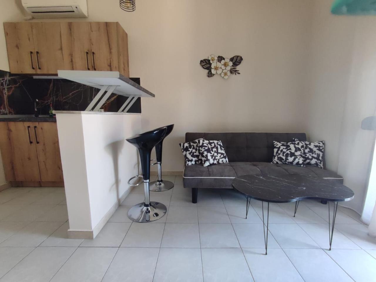Aloni Apartment